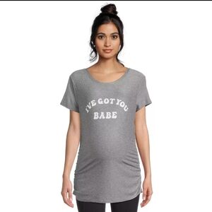 Maternity graphic shirt